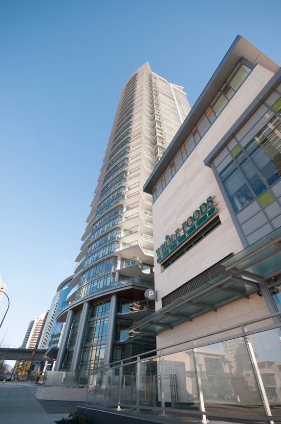 Stratus - Amenity Photo 14 of 15