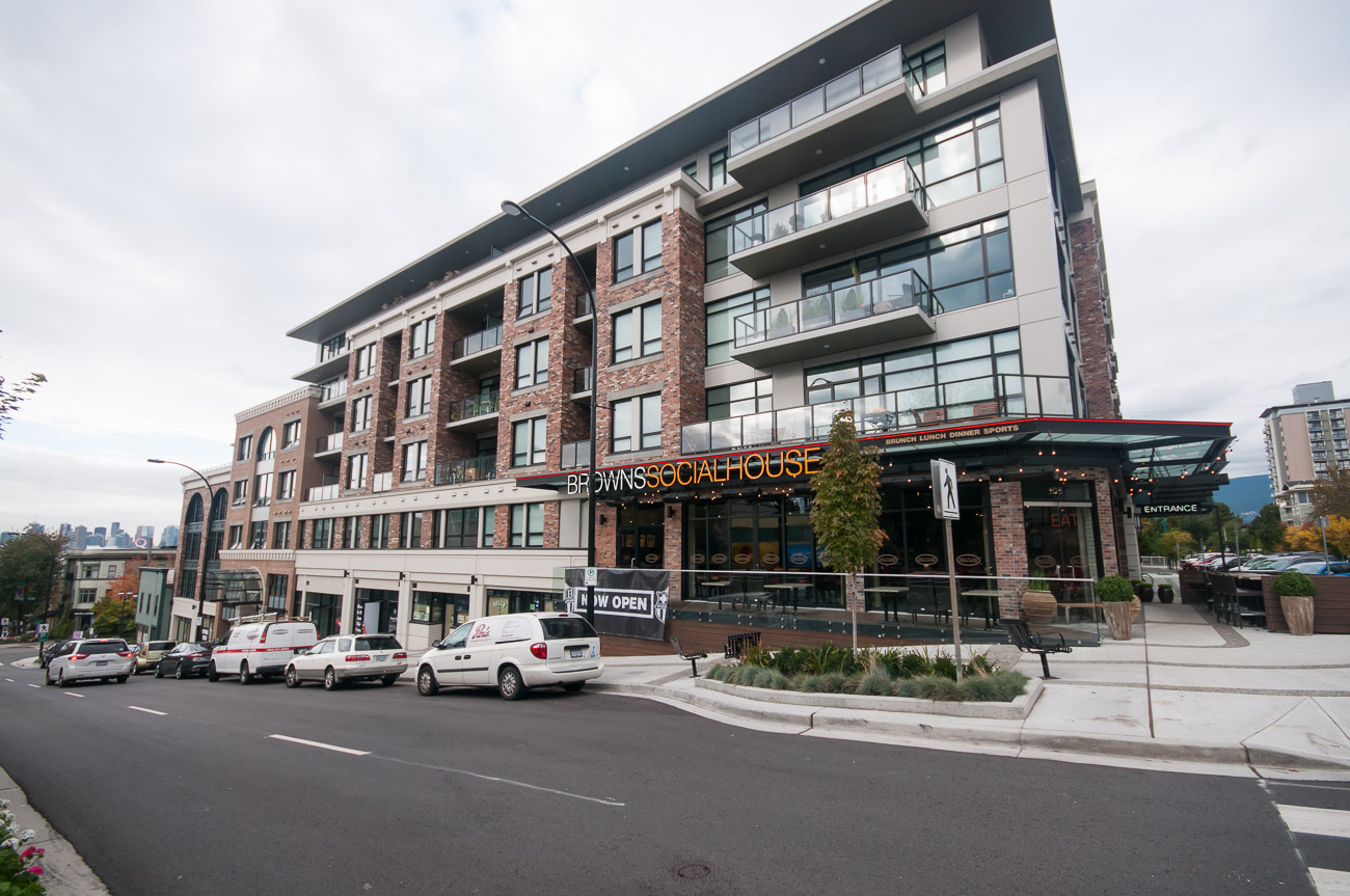 WALLACE & MCDOWELL - Amenity Photo 6 of 8