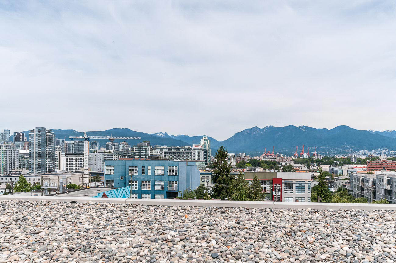 SHINE - Amenity Photo 2 of 8