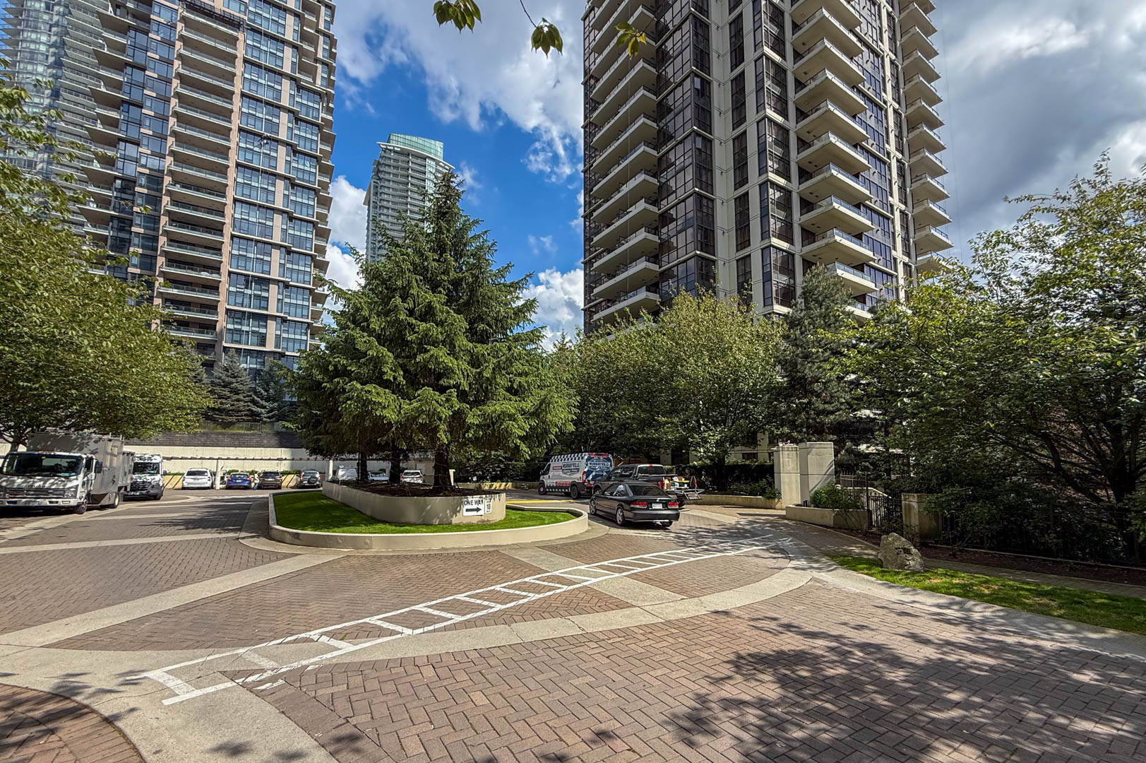 Fresco - Amenity Photo 3 of 15