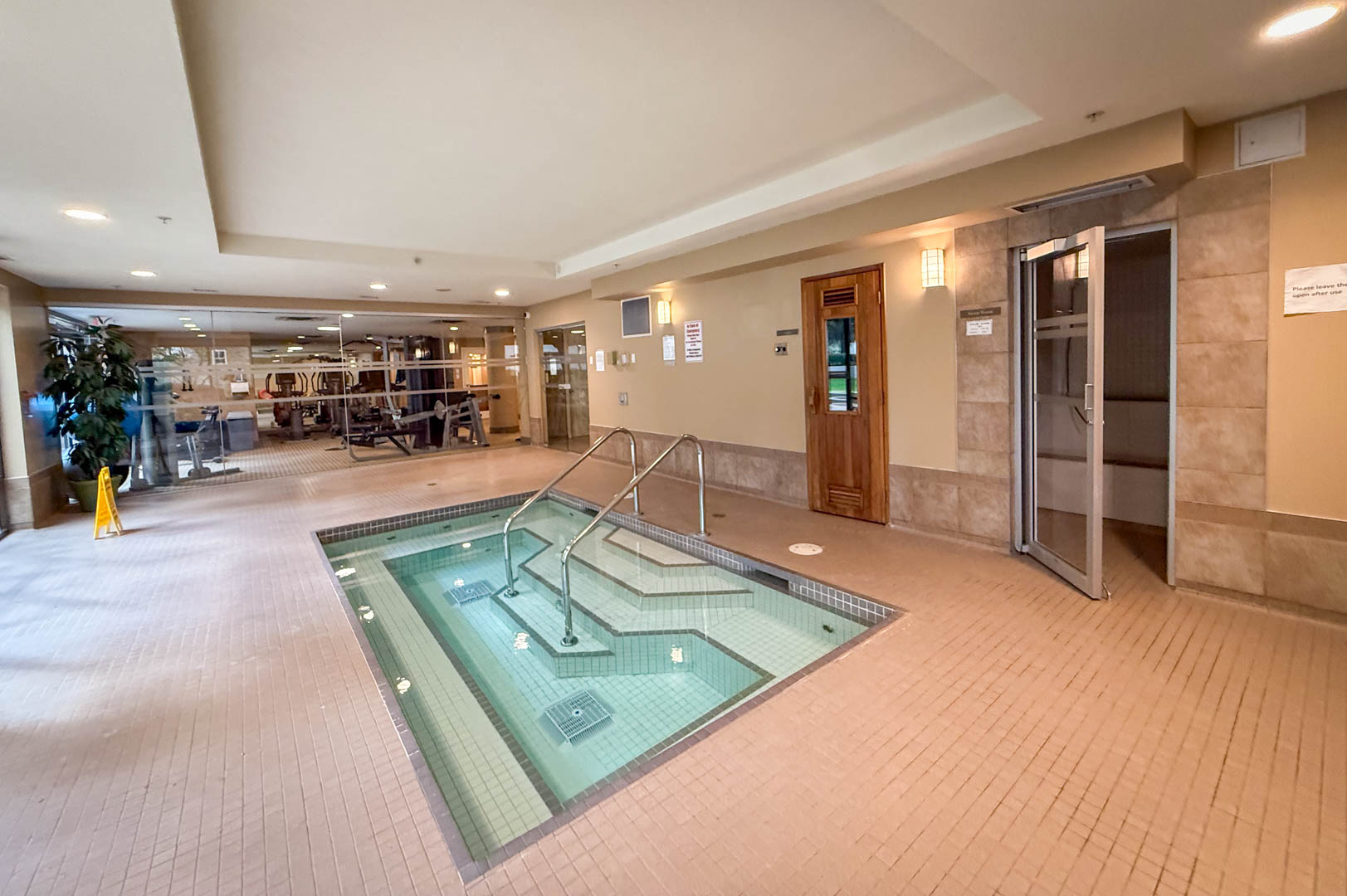 Fresco - Amenity Photo 14 of 15