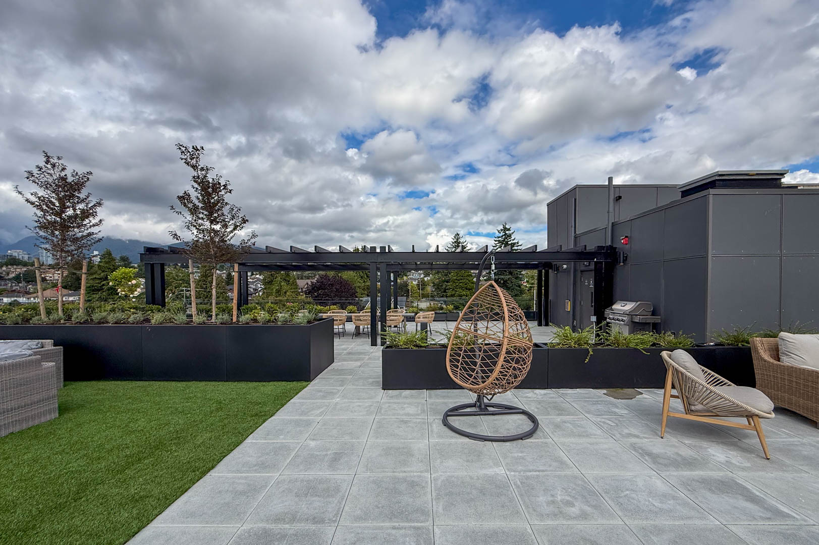 INNOVA - Amenity Photo 3 of 11