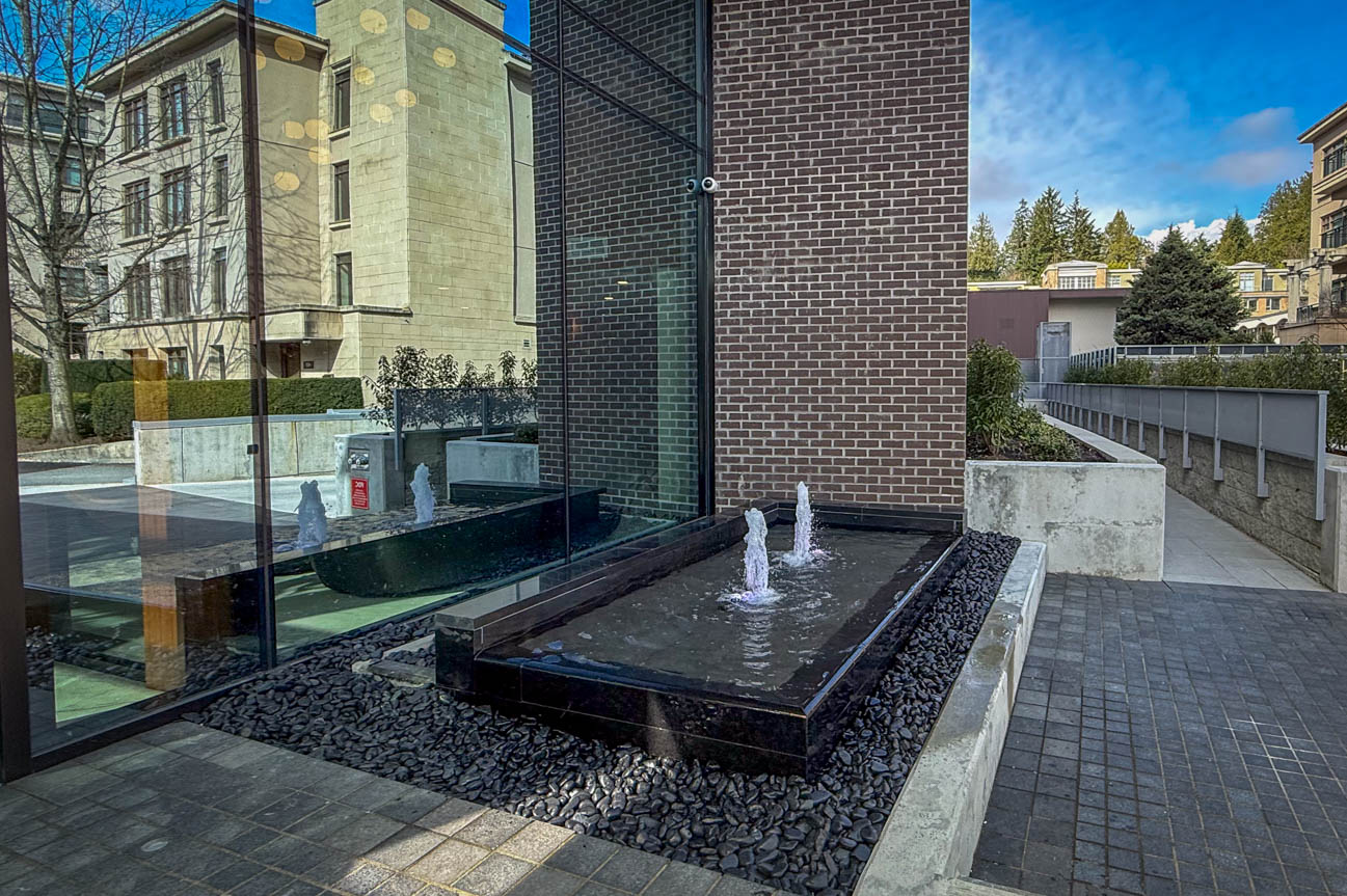 Executive on the Park - Amenity Photo 10 of 18