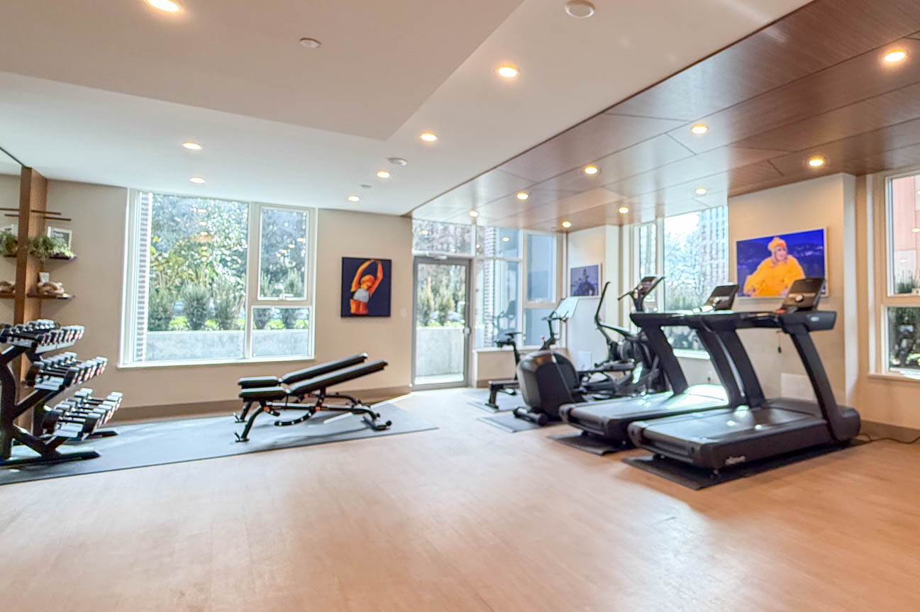 Executive on the Park - Amenity Photo 14 of 18