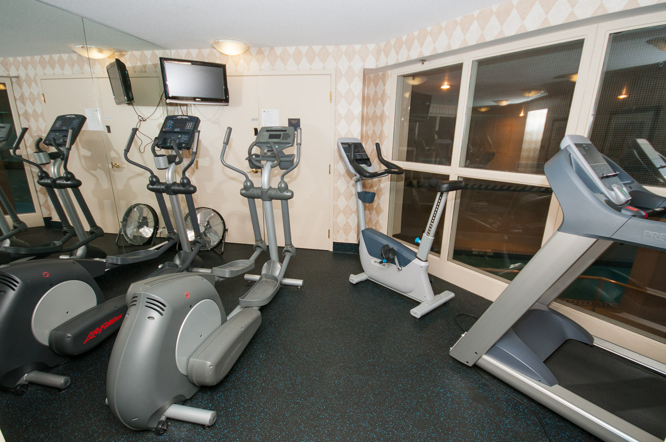 Crestmark I - Amenity Photo 1 of 8
