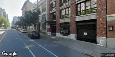Street view of Iliad
