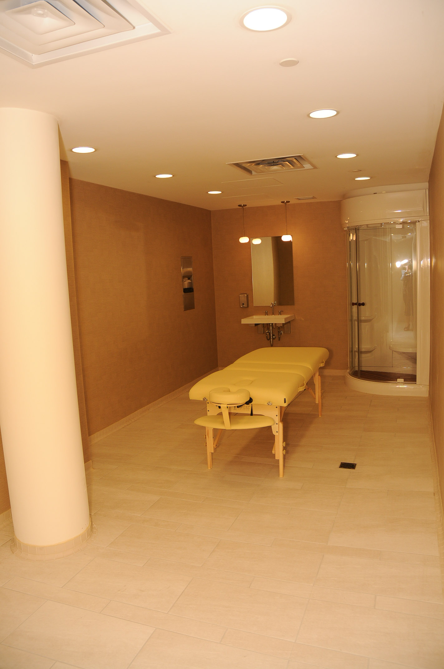 Two Harbour Green - Amenity Photo 14 of 23