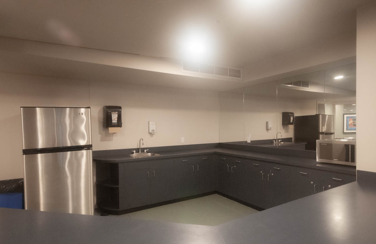 Landmark 33 - Amenity Photo 6 of 17