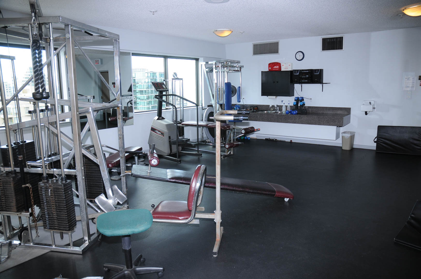 London Place - Amenity Photo 5 of 11