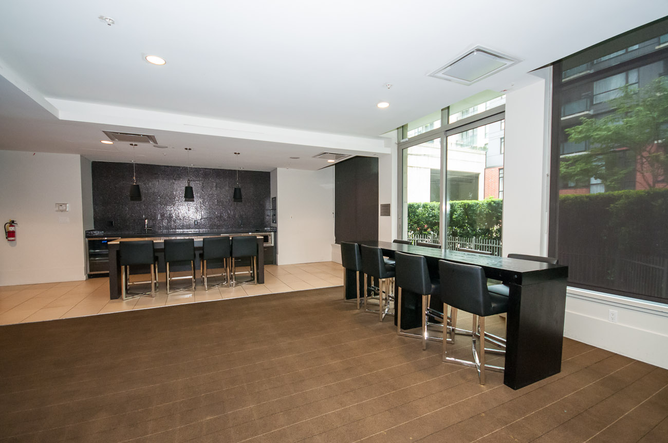 Donovan - Amenity Photo 3 of 15