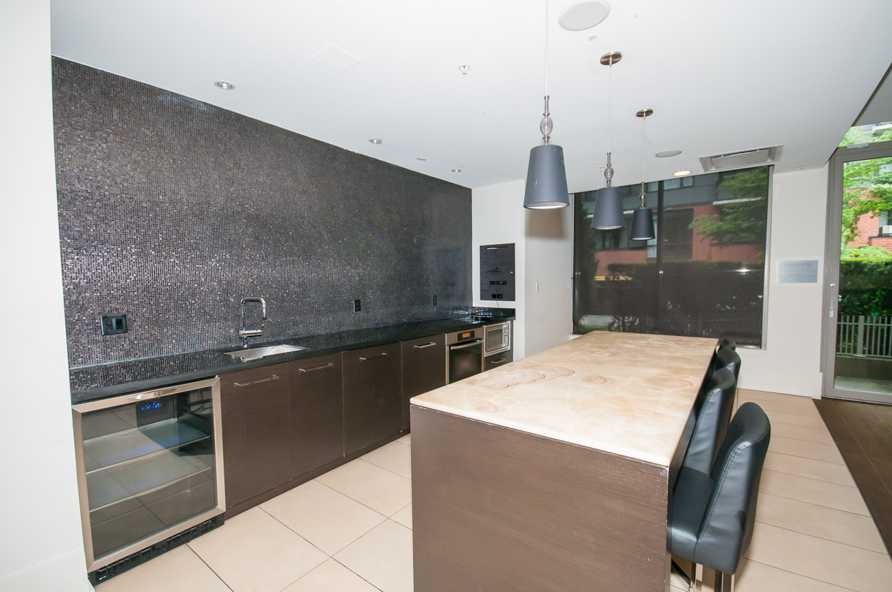 Donovan - Amenity Photo 4 of 15