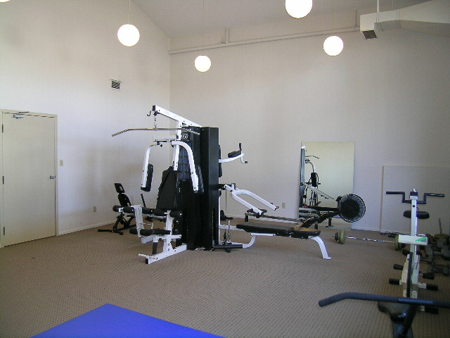 Henley Court - Amenity Photo 4 of 4