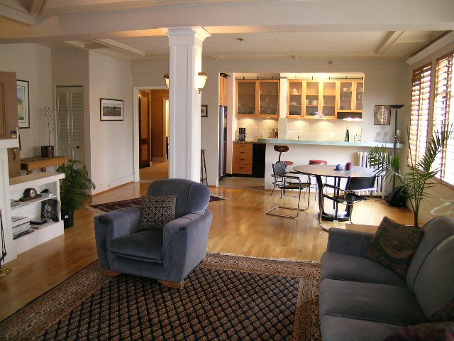 67/69 - 777 Burrard Street - Condo - Downtown - Photo 2 of 20