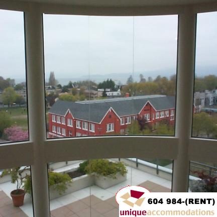 Furnished 2-bedroom + den condo with a view of the city and greenery. - 700 - 1888 York Ave, Vancouver West Side
