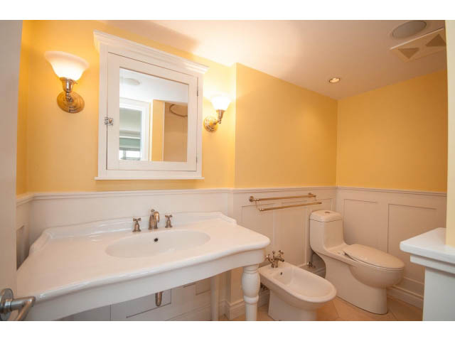 104 - 1311 Beach Avenue - Condo - West End - Photo 25 of 46