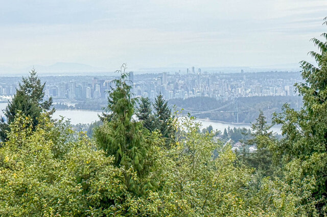 Elevated view of a hazy. - 1350 Crestwell Road, West Vancouver