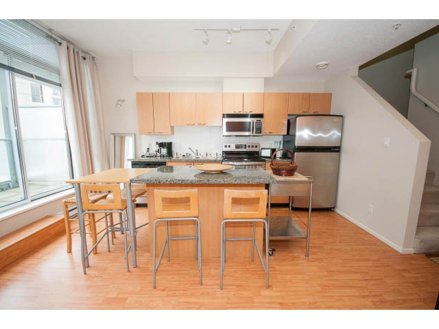 2201 - 1420 West Georgia Street - Penthouse - Coal Harbour - Photo 3 of 25