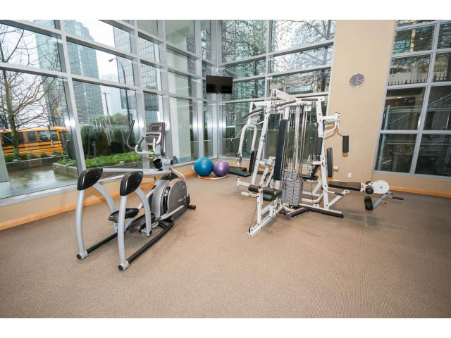 2201 - 1420 West Georgia Street - Penthouse - Coal Harbour - Photo 24 of 25