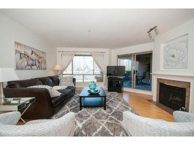 west side apartment rentals