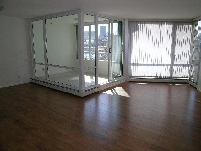 305 - 1288 Marinaside Crescent - Condo - Yaletown - Photo 2 of 18