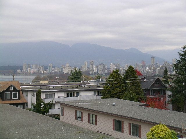 404 - 1978 Vine Street - Condo - Kitsilano - Photo 5 of 11