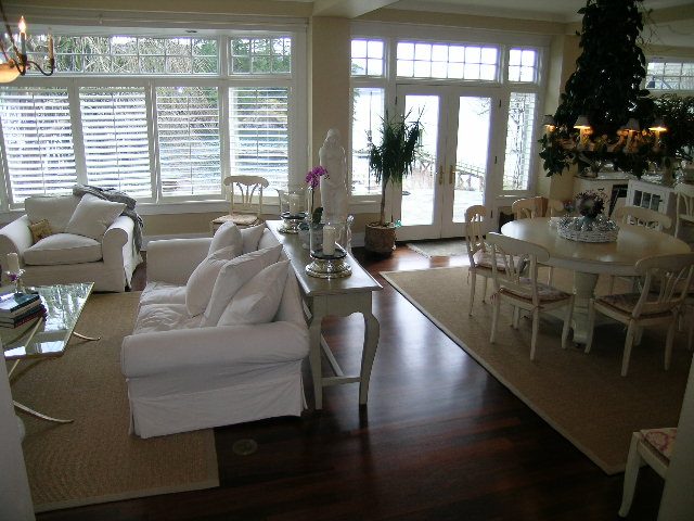 4655 Strathcona Road - House - Deep Cove - Photo 3 of 55