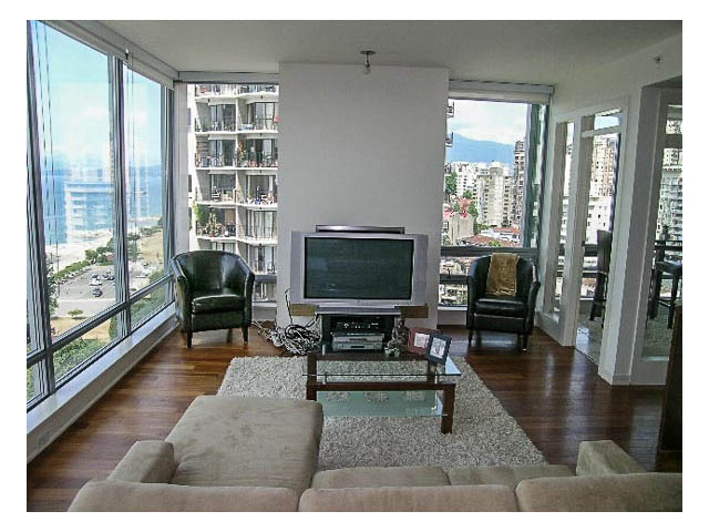 1703 - 1005 Beach Avenue - Condo - False Creek North - Photo 19 of 21