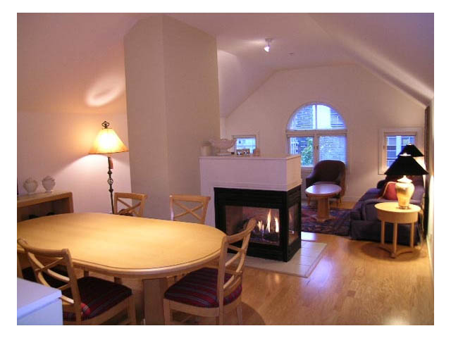 2 bedroom den rental in coal harbour