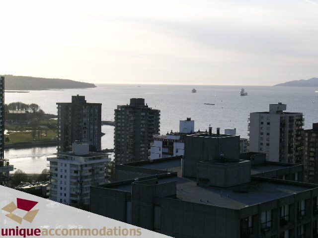 Furnished 1-bedroom + den with stunning city view and modern furnishings. - 1807 - 1003 Burnaby Street, Vancouver Downtown