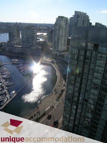 Furnished 1-bedroom + den with stunning city view and waterfront access. - 3101 - 1033 Marinaside Crescent, Vancouver Downtown