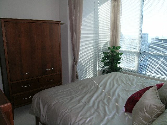 3301 - 1328 W. Pender Street - Condo - Coal Harbour - Photo 12 of 39