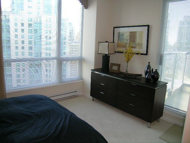 3301 - 1328 W. Pender Street - Condo - Coal Harbour - Photo 21 of 39