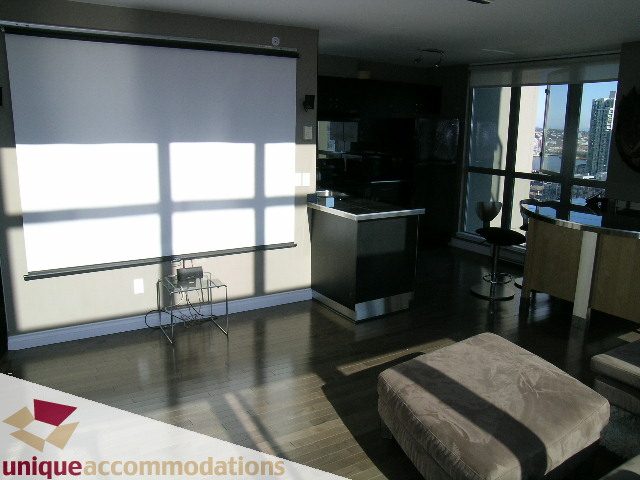Bright loft with hardwood floors, city view, and modern furnishings. - 2001 - 1238 Richards Street, Vancouver Downtown