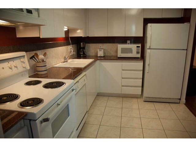 710 - 1050 Burrard Street - Condo - Downtown - Photo 5 of 37