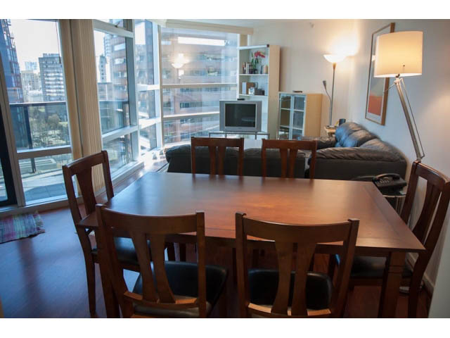 710 - 1050 Burrard Street - Condo - Downtown - Photo 6 of 37