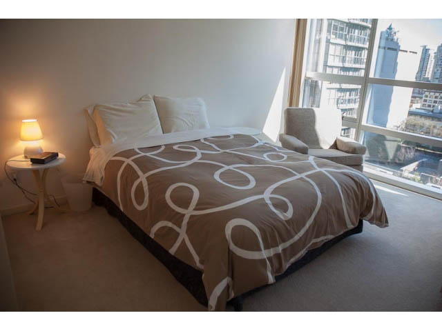 710 - 1050 Burrard Street - Condo - Downtown - Photo 11 of 37