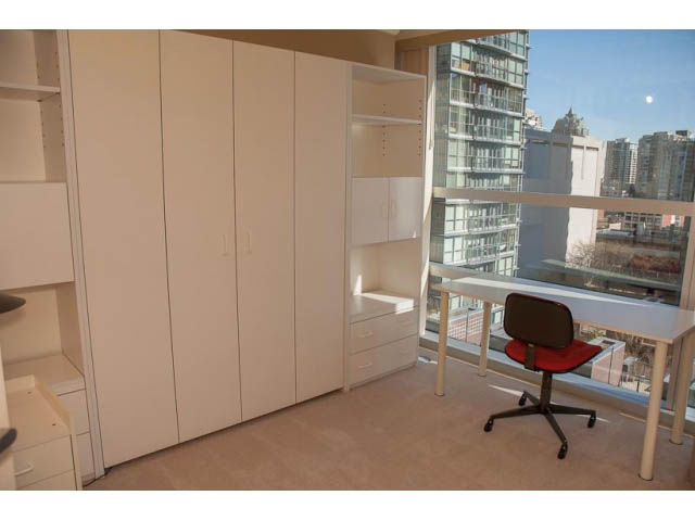 710 - 1050 Burrard Street - Condo - Downtown - Photo 16 of 37