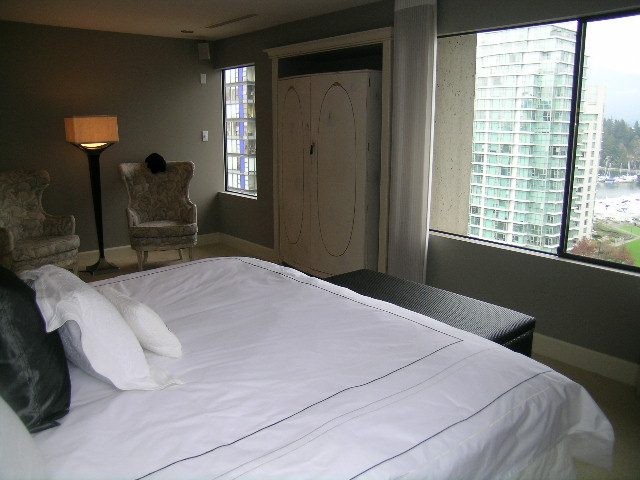 11 - 1684 Alberni Street - Condo - Coal Harbour - Photo 39 of 61