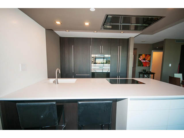 704 - 1680 Bayshore Dr. - Condo - Coal Harbour - Photo 8 of 37