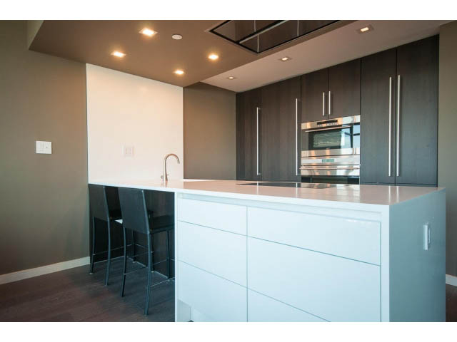 704 - 1680 Bayshore Dr. - Condo - Coal Harbour - Photo 9 of 37