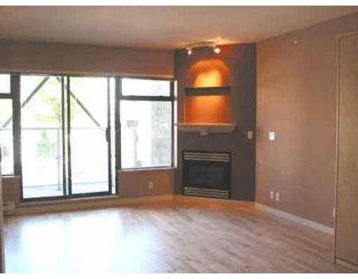 403-2228 Marstrand Ave - Condo - Arbutus - Photo 7 of 9