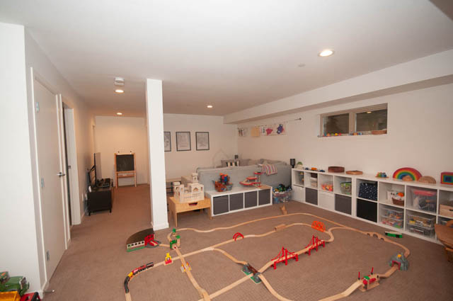 square footage 3400