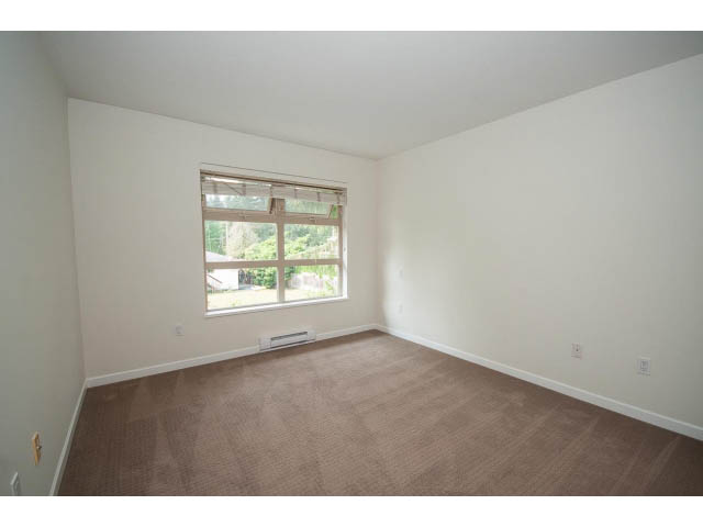 32 - 3750 Edgemont Boulevard - Townhouse - Highlands - Photo 28 of 46