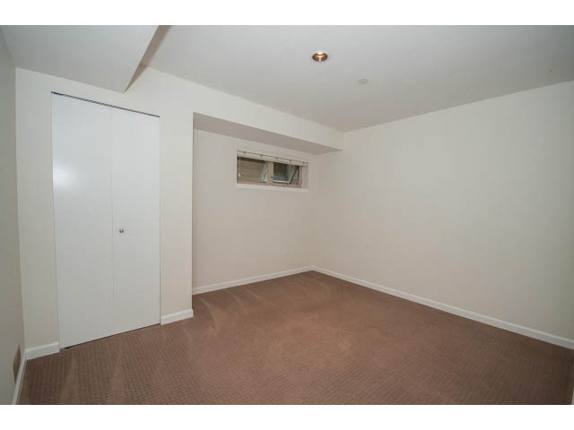 32 - 3750 Edgemont Boulevard - Townhouse - Highlands - Photo 36 of 46
