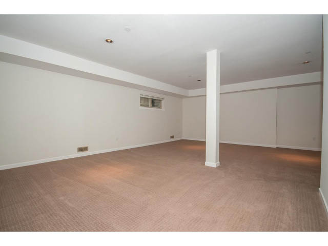 32 - 3750 Edgemont Boulevard - Townhouse - Highlands - Photo 37 of 46