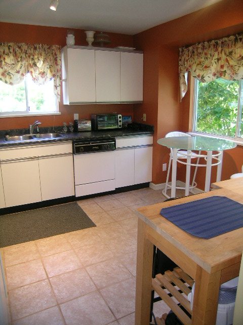 1 - 241 East 4th Street - Townhouse - Lonsdale - Photo 10 of 34
