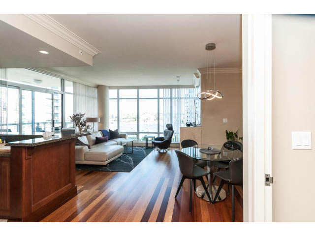 1505 - 428 Beach Crescent - Condo - False Creek North - Photo 9 of 33