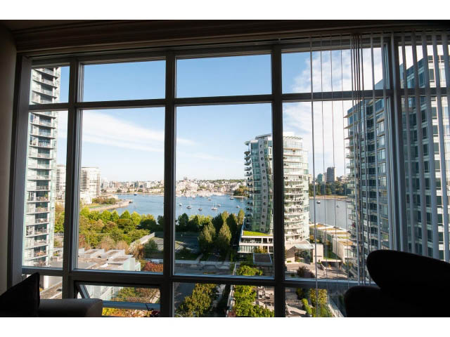 1505 - 428 Beach Crescent - Condo - False Creek North - Photo 10 of 33