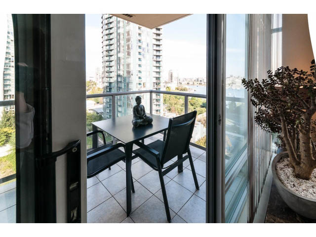 1505 - 428 Beach Crescent - Condo - False Creek North - Photo 12 of 33