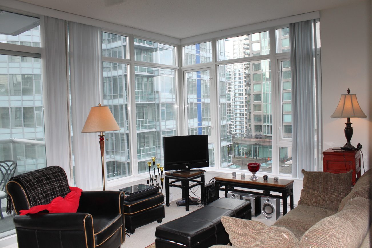 806 - 480 Robson St. - Condo - Downtown - Photo 5 of 29